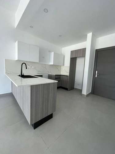Apartamento en Alquiler – Ensanche Naco | Torre Moderna