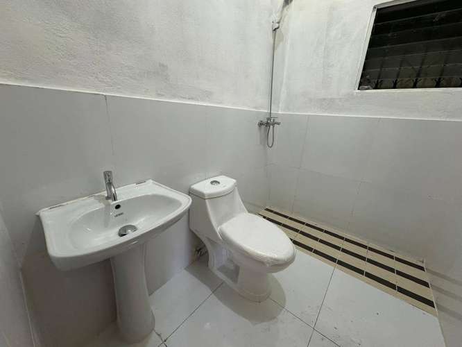 Alquilo casa Comercial en Ensanche Julieta - Imagen 2