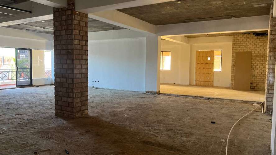 LOCAL | SEGUNDO PISO | PLAZA COMERCIAL | GAZCUE