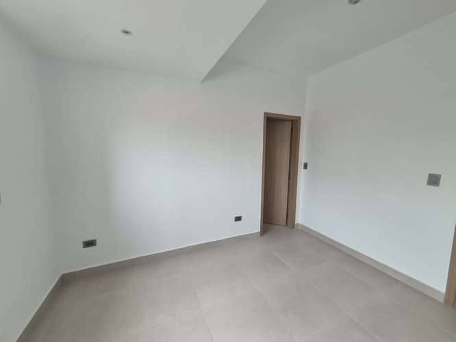 Apartamento en alquiler Evarisro Morles, 2 hab con area social - Imagen 6