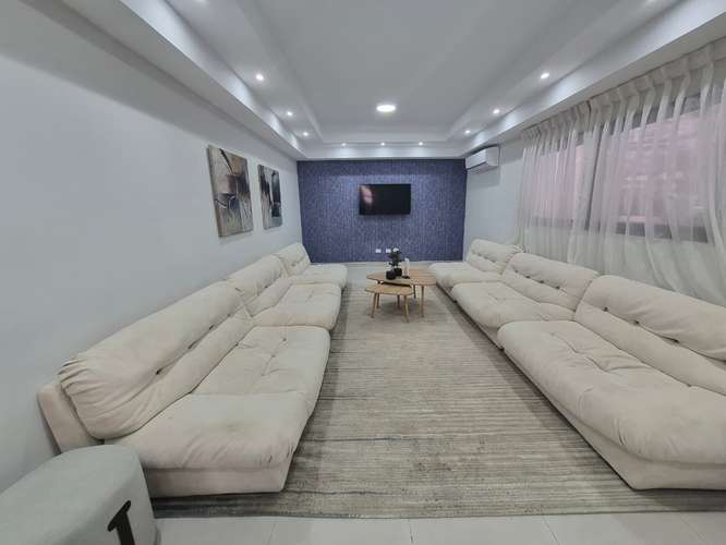 Apartamento en alquiler Evarisro Morles, 2 hab con area social - Imagen 18