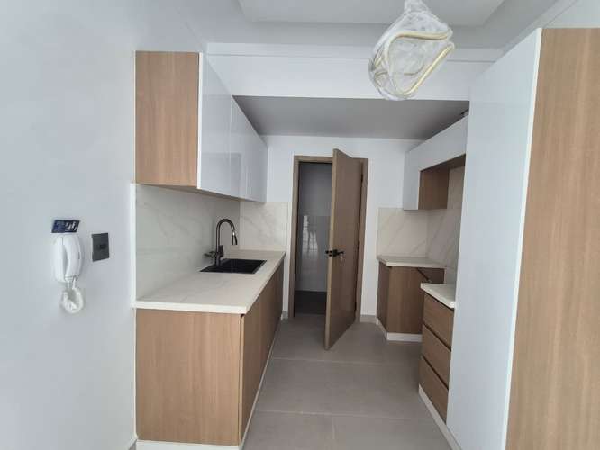 Apartamento en alquiler Evarisro Morles, 2 hab con area social - Imagen 10