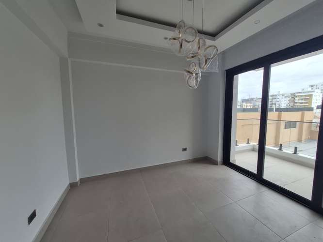 Apartamento en alquiler Evarisro Morles, 2 hab con area social - Imagen 3