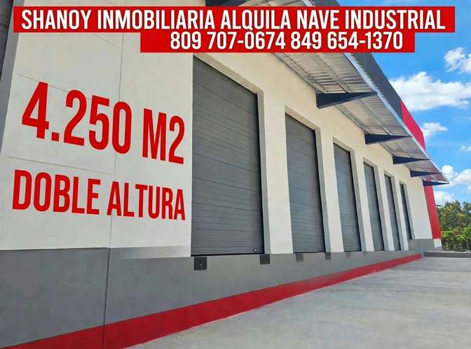 Alquilo Nave de 4250 m2 próximo Autopista Duarte