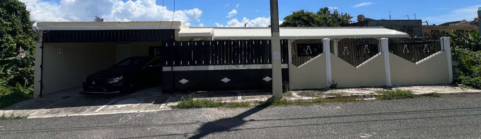 Casa en venta – Autopista de San Isidro; brisa oriental