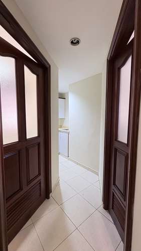Alquiler local Oficina en Evaristo Morales. Torre Empresarial. 42 m2- US$950 - Imagen 4