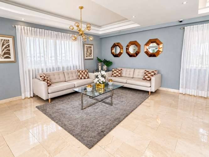 Se Alquila Apartamento Amueblado De 2 Habitaciones En Evaristo Morales - Imagen 13