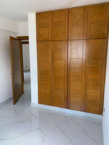 Venta de Apartamento 3er Nivel con Terraza Privada en Prado Oriental, Autopista de San Isidro - Imagen 6