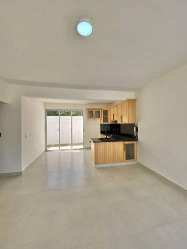 Venta de townhouse nuevo con jacuzzi privado en Juan Dolio - Imagen 17