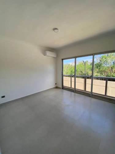 Venta de townhouse nuevo con jacuzzi privado en Juan Dolio - Imagen 9