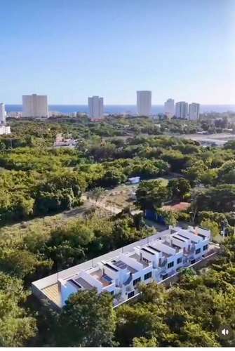 Venta de townhouse nuevo con jacuzzi privado en Juan Dolio - Imagen 2