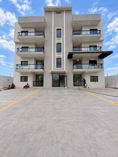 Apartamento en venta en Prado Oriental de 101 m2, primer nivel, Autopista de San Isidro