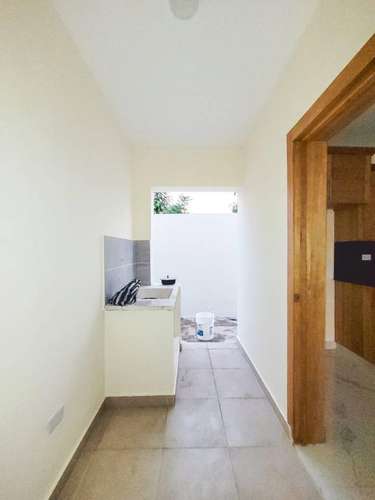 Venta de casa con piscina y sala a doble altura en Prado Oriental, Autopista de San Isidro - Imagen 5