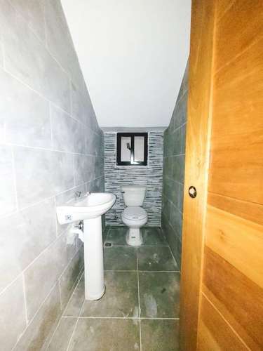 Venta de casa con piscina y sala a doble altura en Prado Oriental, Autopista de San Isidro - Imagen 11