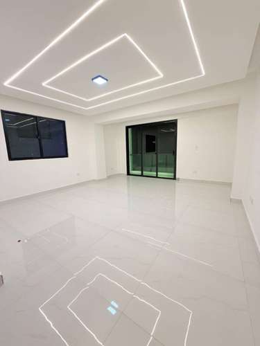 Venta de casa de lujo en Prado Oriental con piscina y 4 parqueos, Autopista de San Isidro - Imagen 11