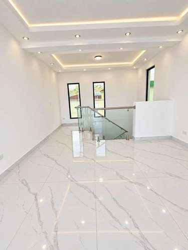 Venta de casa de lujo con piscina y 5 habitaciones en Prado Oriental, Autopista de San Isidro - Imagen 8