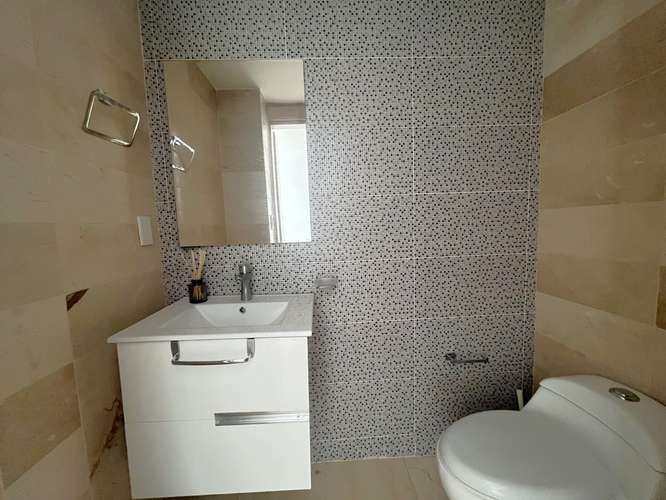 Apartamento en Alquiler en Piantini de TRES Habitaciones con Línea Blanca - Imagen 5