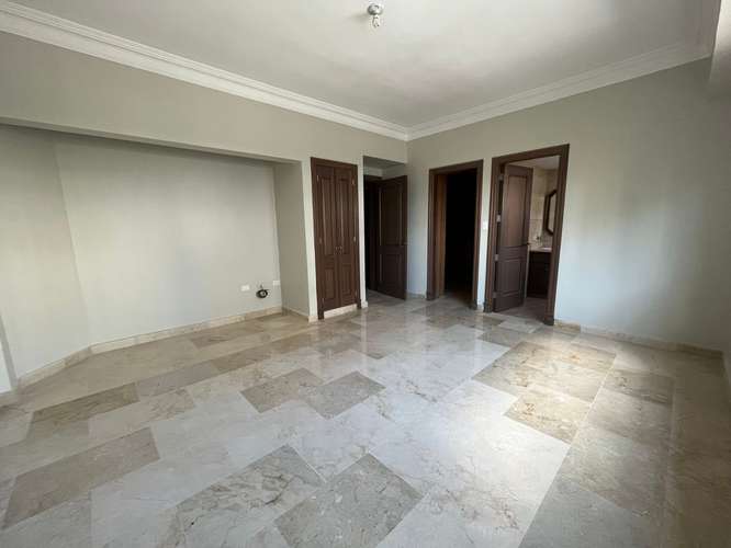 Apartamento en ALQUILER en Piantini de TRES Habitaciones + Estudio de 308 m2 - Imagen 12