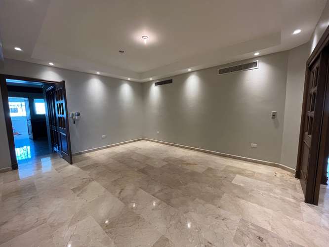 Apartamento en ALQUILER en Piantini de TRES Habitaciones + Estudio de 308 m2 - Imagen 4