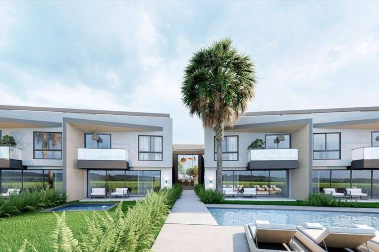 Venta de townhouse dúplex de lujo frente al campo de golf en Playa Nueva Romana - Imagen 2