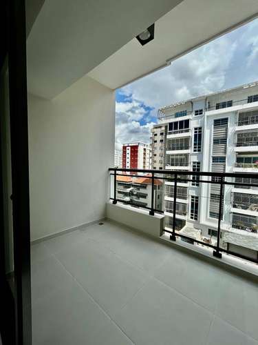 Elegante apartamento en renta de 2 habitaciones en Evaristo Morales - Imagen 3