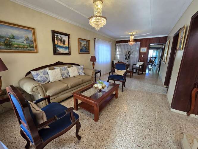 CASA SIN MUEBLES - COLINAS DEL SEMINARIO   Los Ríos | 2 Niveles amplios   - Imagen 4