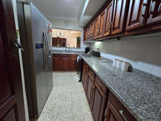 CASA SIN MUEBLES - COLINAS DEL SEMINARIO   Los Ríos | 2 Niveles amplios   - Imagen 2