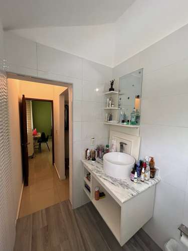 Casa de dos niveles en Cuesta Hermosa III - Imagen 9