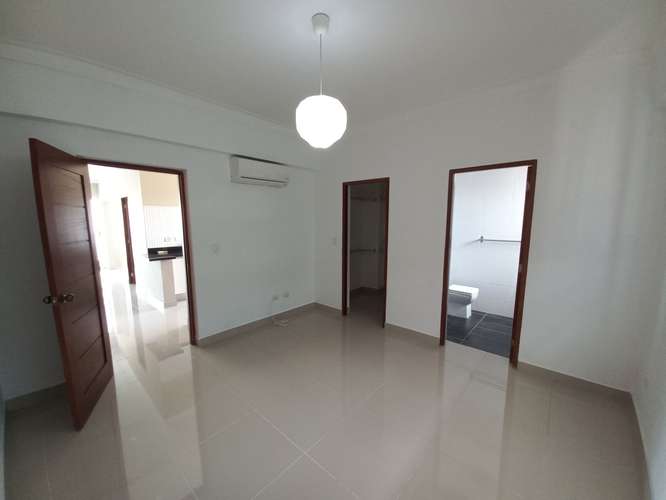 Apartamento en alquiler Evaristo Morales, 1 hab mas family room - Imagen 11