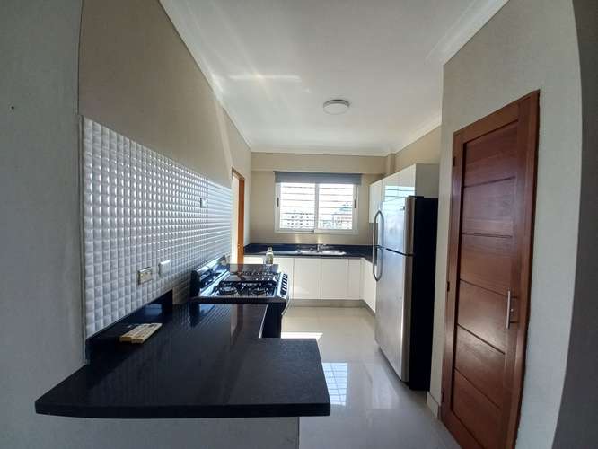 Apartamento en alquiler Evaristo Morales, 1 hab mas family room - Imagen 5