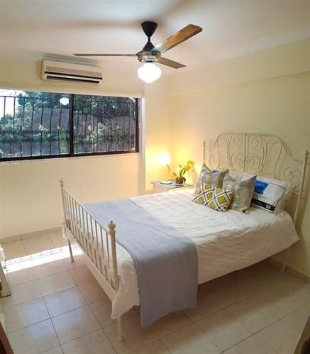 Apartamento Amueblado, 2 Habitaciones, Zona Universitaria
