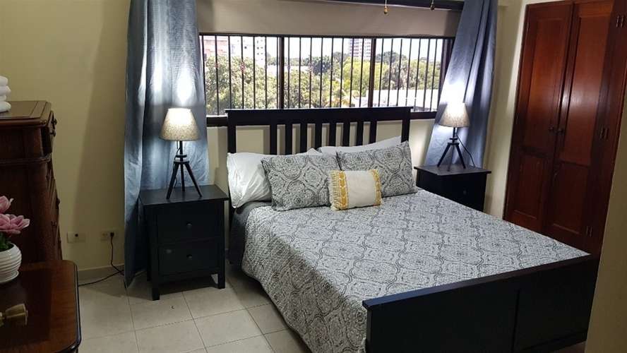 Apartamento Amueblado, 2 Habitaciones, Zona Universitaria - Imagen 10