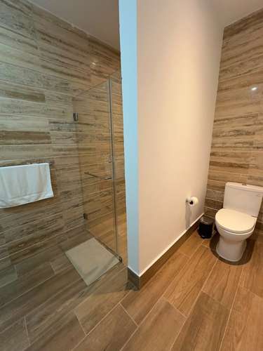 Apartamento Amueblado en Venta con Vista al Lago | - Imagen 16