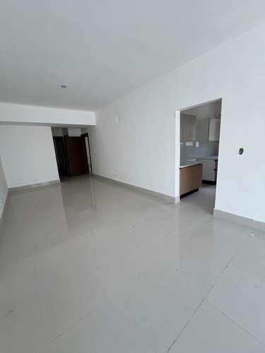 Apartamento en Venta de 3 Habitaciones en Bella Vista