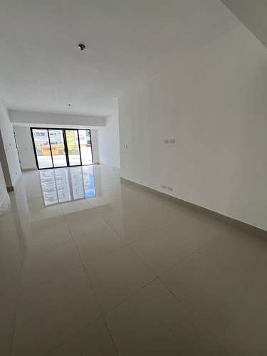 Apartamento en Venta de 3 Habitaciones en Bella Vista
