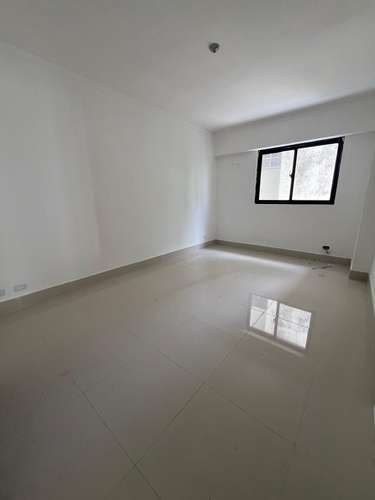 Apartamento en Venta de 3 Habitaciones en Bella Vista