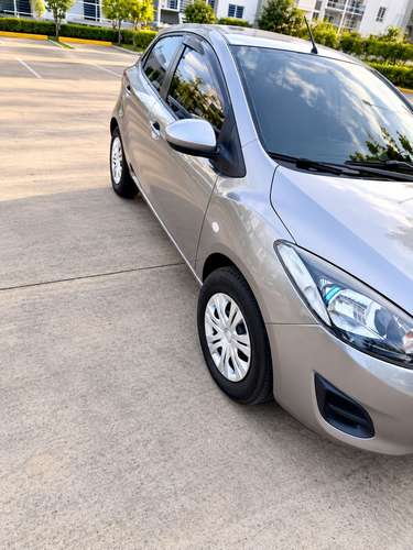 Venta de Mazda Demio 2011