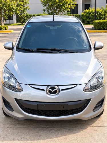 Venta de Mazda Demio 2011