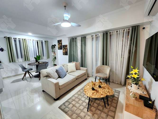 Apartamento amueblado en Urbanziacion Real, 4to piso, 1 habitacion, 1.5 baños, 1 parqueo