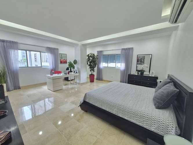 Apartamento en alquiler Piantini, 3 hab amueblado
