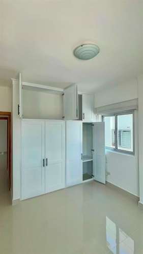 Amplio Apartamento en Alquiler, 3 Habitaciones, Los Prados - Imagen 4