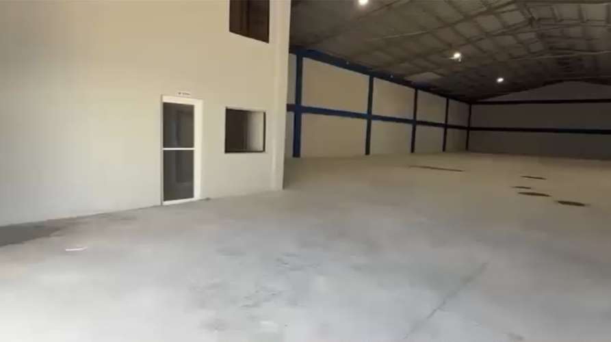 Nave Industrial en Alquiler en Las Américas - Imagen 3