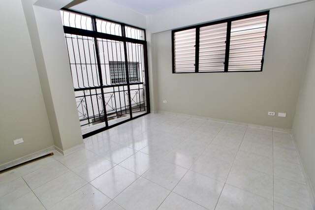 Vendo de oportunidad Apartamento en Evaristo Morales, 1 Habitación - Imagen 5