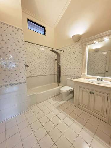 hermosa y espaciosa Casa en venta, en Cuesta Hermosa II - Imagen 13
