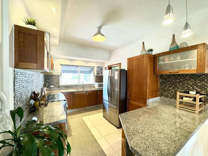 Apartamento amueblado en Paraíso - Imagen 5