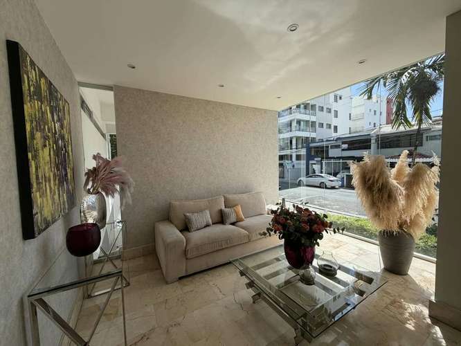Exclusivo Penthouse Triplex de Lujo en venta, en Evaristo Morales 