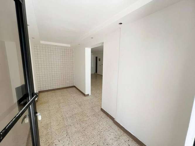 LOCAL COMERCIAL EN ALQUILER EN ENSANCHE NACO.