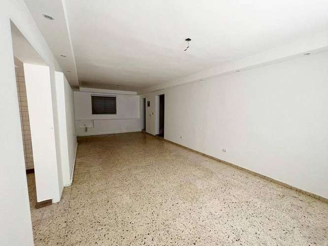 LOCAL COMERCIAL EN ALQUILER EN ENSANCHE NACO.