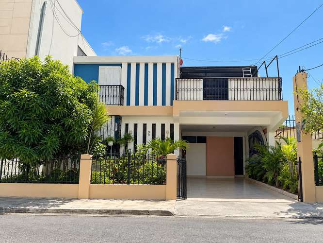 553 CASA EN EN EL SECTOR MIRAFLORES, SANTO DOMINGO