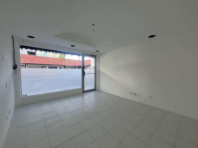 Local Comercial Alquiler Piantini de 32m2 – Segundo Nivel - Imagen 8